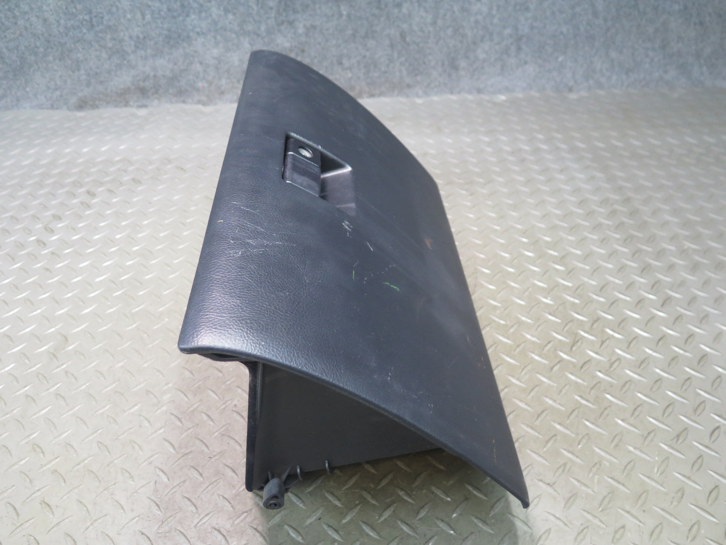 01-05 Lexus JCE10L IS300 Dash Glove Box Compartment Storage OEM