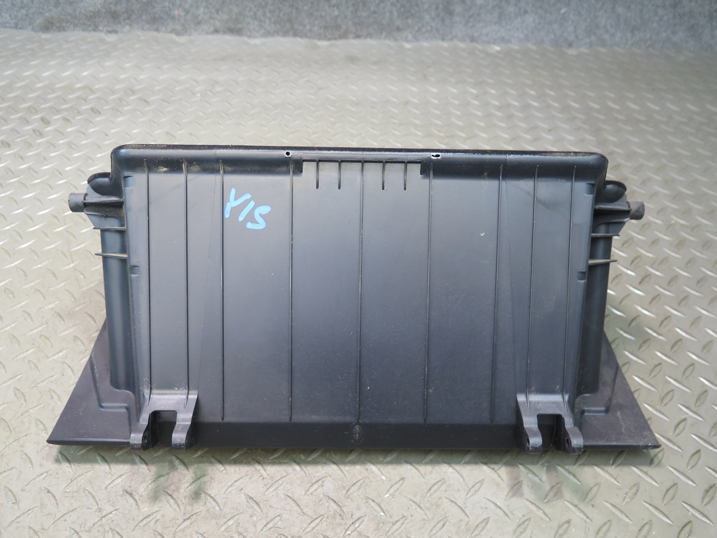 01-05 Lexus JCE10L IS300 Dash Glove Box Compartment Storage OEM
