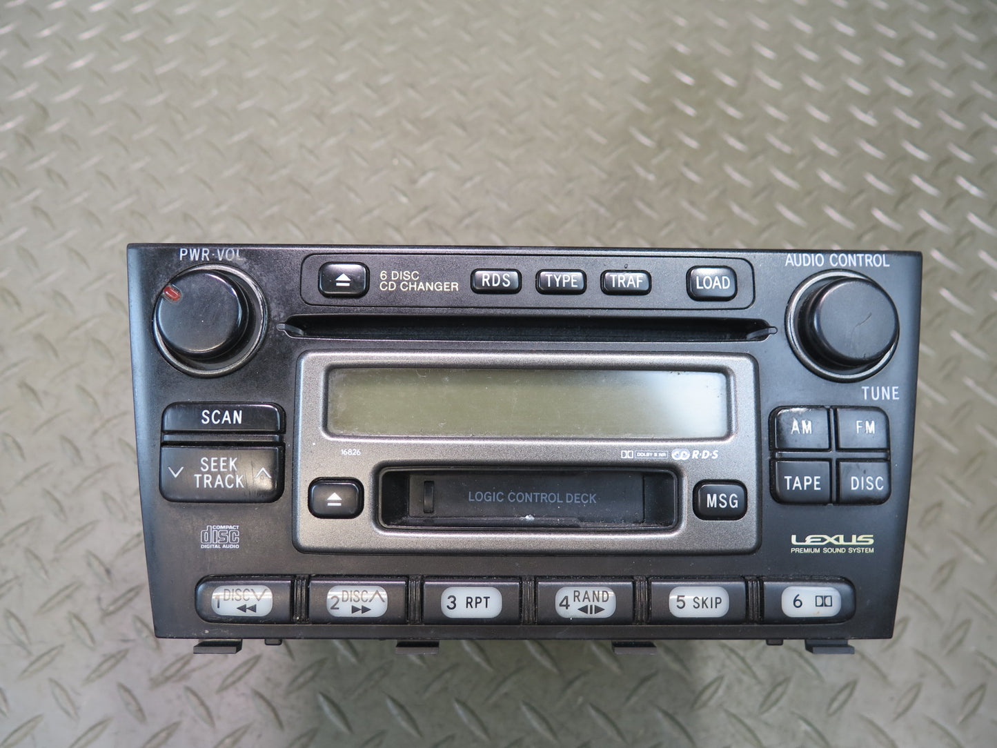 02-05 Lexus JCE10L IS300 Radio Cassette CD Player Receiver 86120-53120 OEM