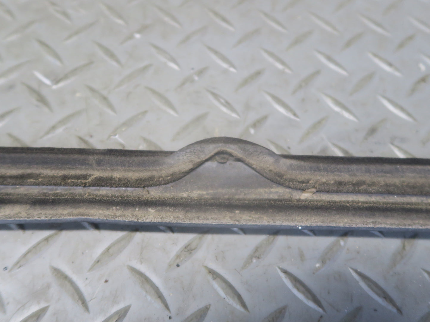 93-96 Nissan Z32 300ZX Conv Set of 2 Left & Right Door Window Trim Molding OEM