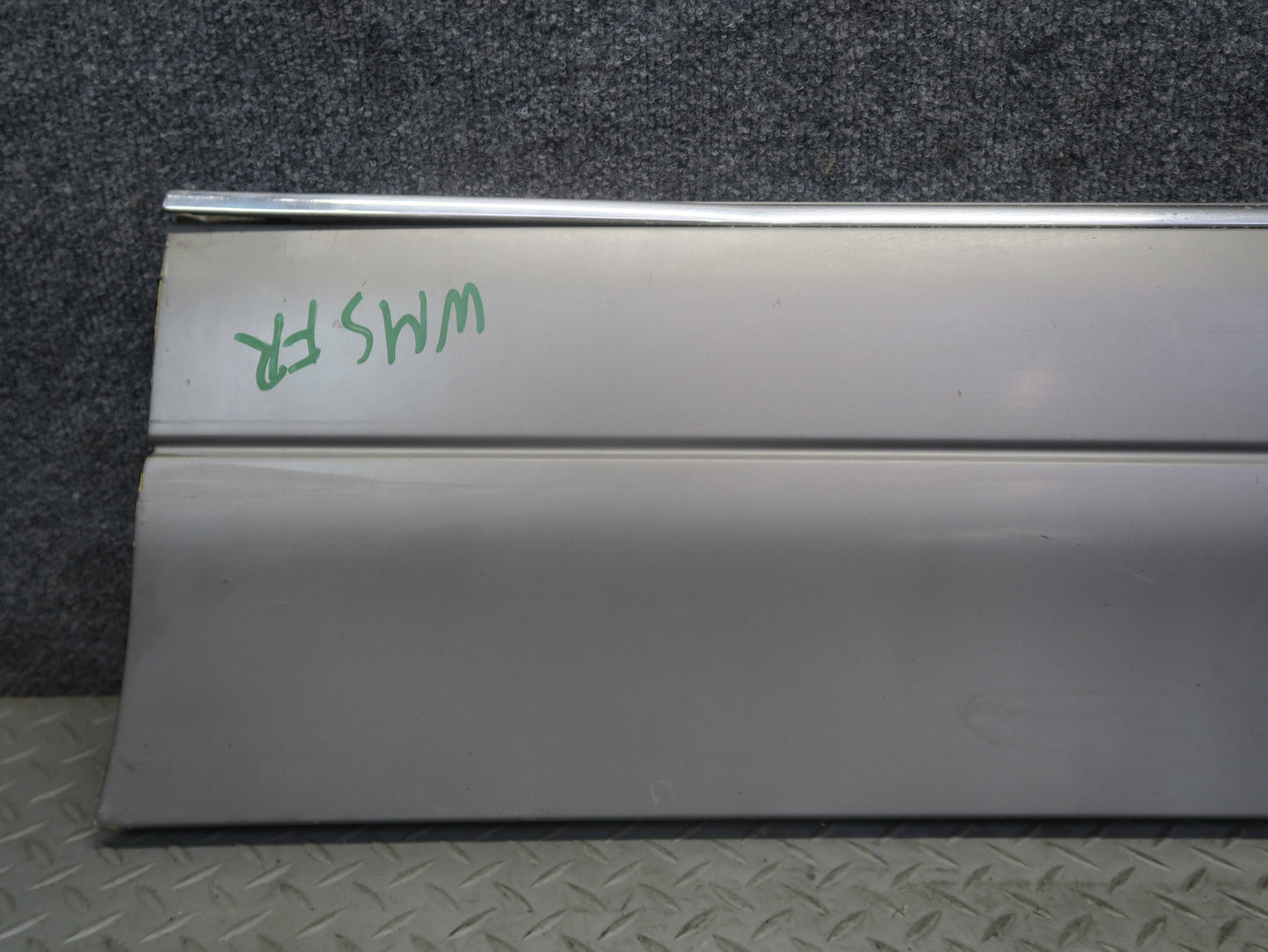 94-99 Mercedes W140 S500 Right Door Fender Quarter Trim Molding Cover Set OEM