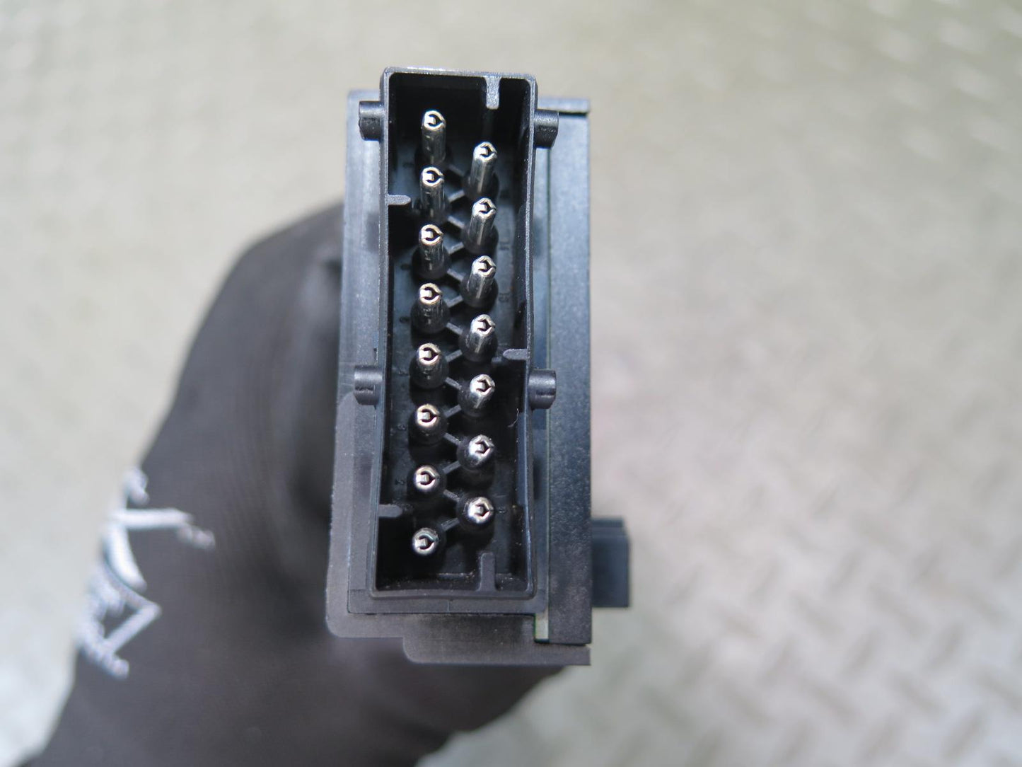 03-08 BMW E85 Z4 Front Left Driver Side Seat Adjust Switch Button OEM