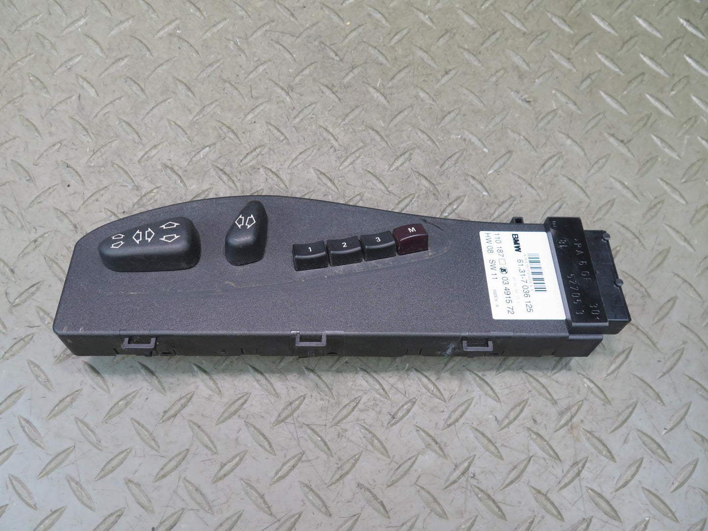 03-08 BMW E85 Z4 Front Left Driver Side Seat Adjust Switch Button OEM