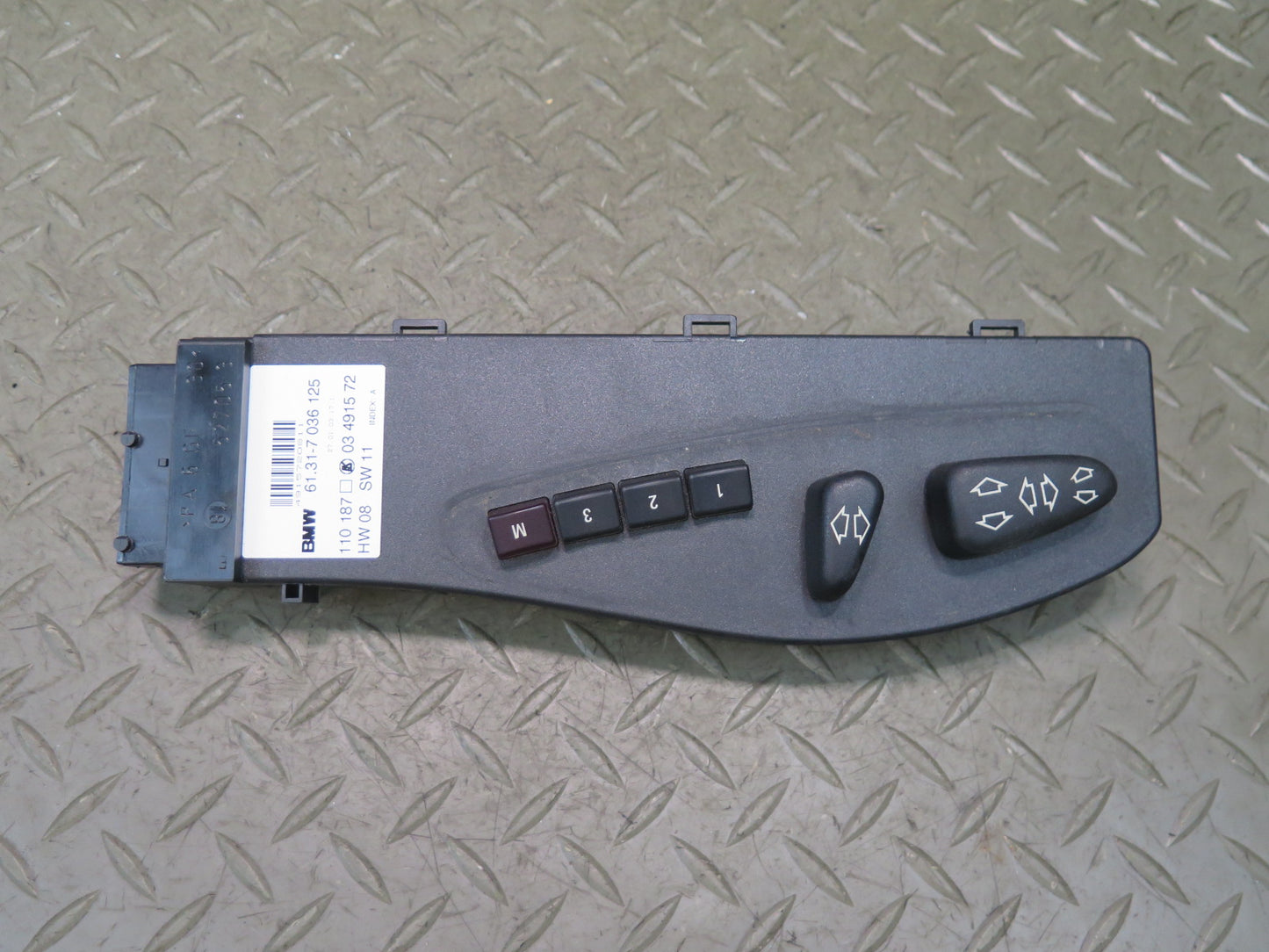 03-08 BMW E85 Z4 Front Left Driver Side Seat Adjust Switch Button OEM