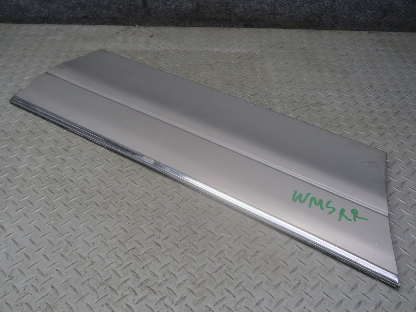 94-99 Mercedes W140 S500 Right Door Fender Quarter Trim Molding Cover Set OEM
