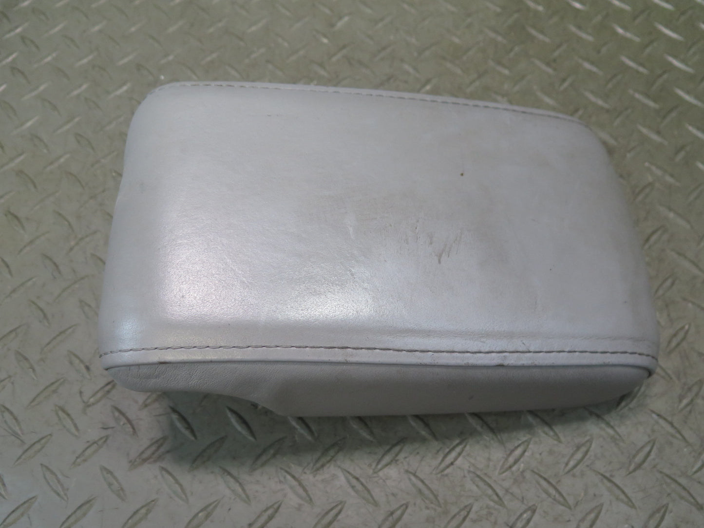 02-05 Lexus JCE10L IS300 Center Console Leather Armrest  OEM