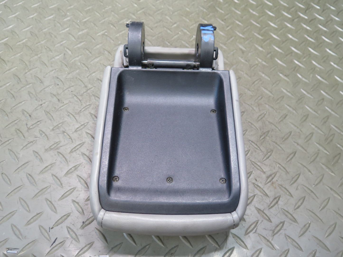 02-05 Lexus JCE10L IS300 Center Console Leather Armrest  OEM
