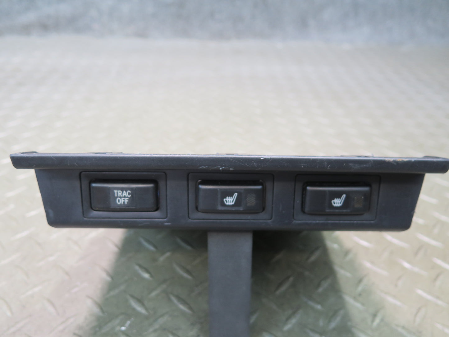 01-03 Lexus JCE10L IS300 Heated Seat Heater Traction Control Switch Panel OEM