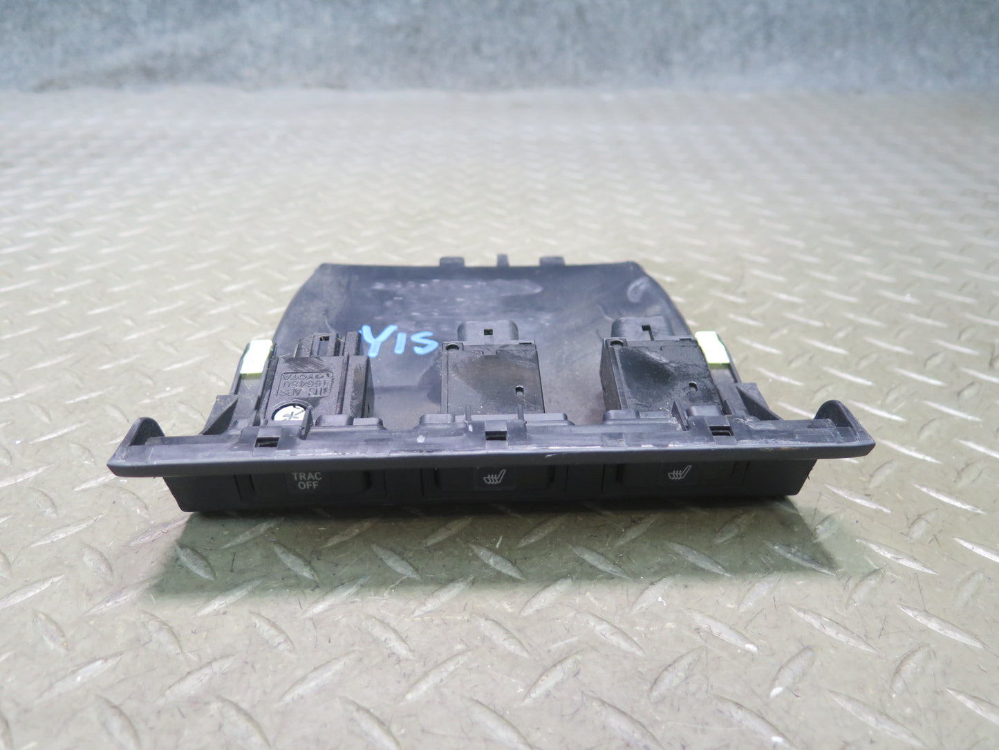 01-03 Lexus JCE10L IS300 Heated Seat Heater Traction Control Switch Panel OEM