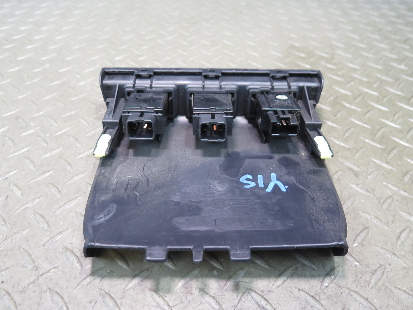 01-03 Lexus JCE10L IS300 Heated Seat Heater Traction Control Switch Panel OEM