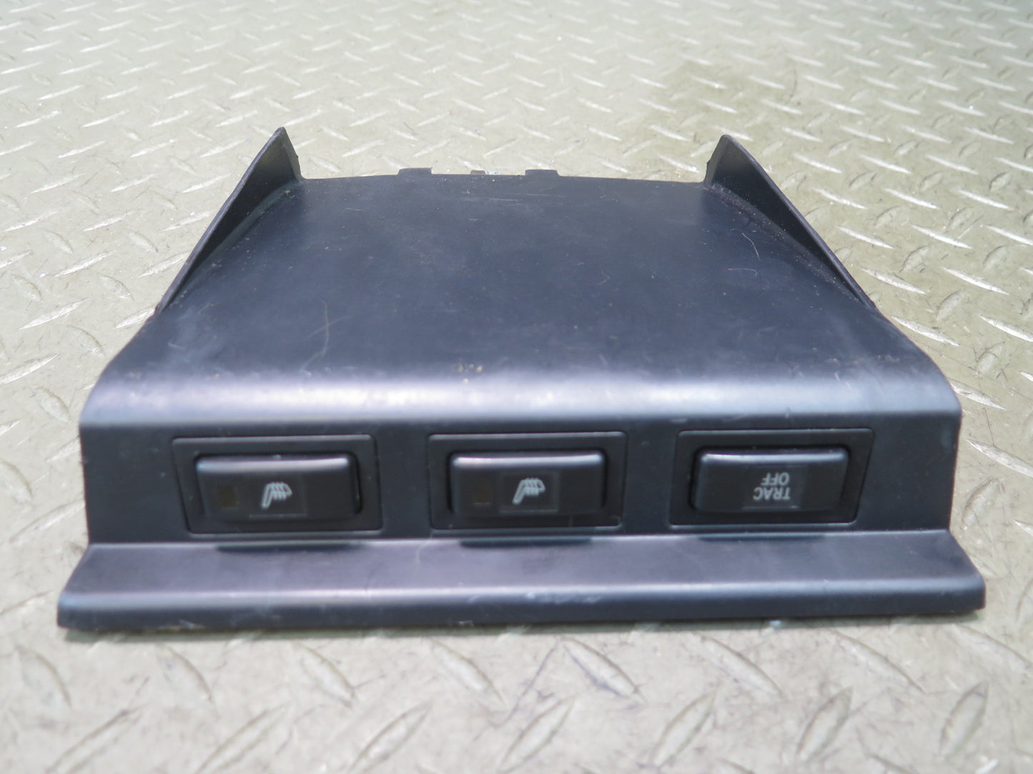 01-03 Lexus JCE10L IS300 Heated Seat Heater Traction Control Switch Panel OEM
