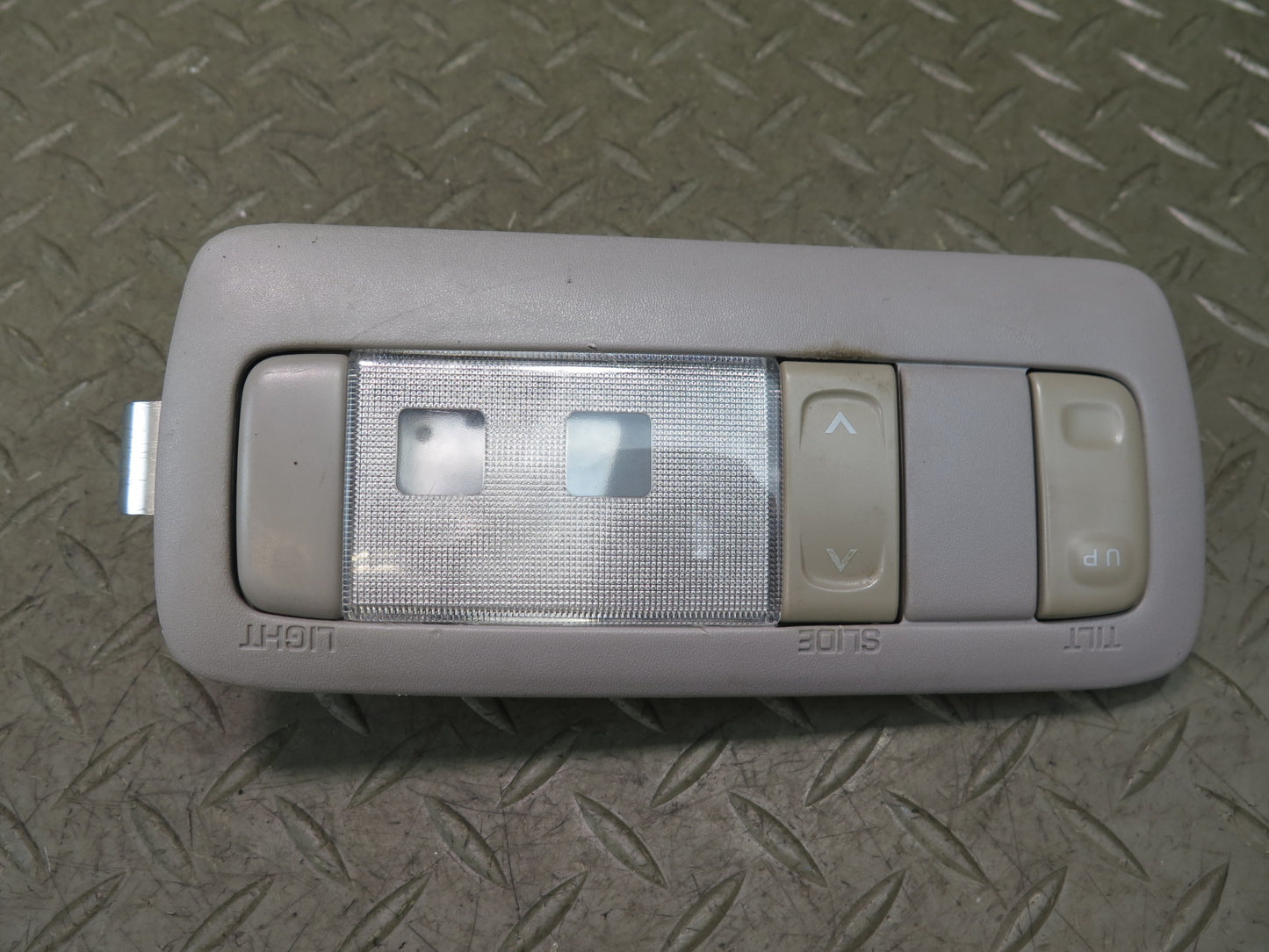 01-05 Lexus JCE10L IS300 Set of 2 Overhead Dome Reading Interior Light OEM