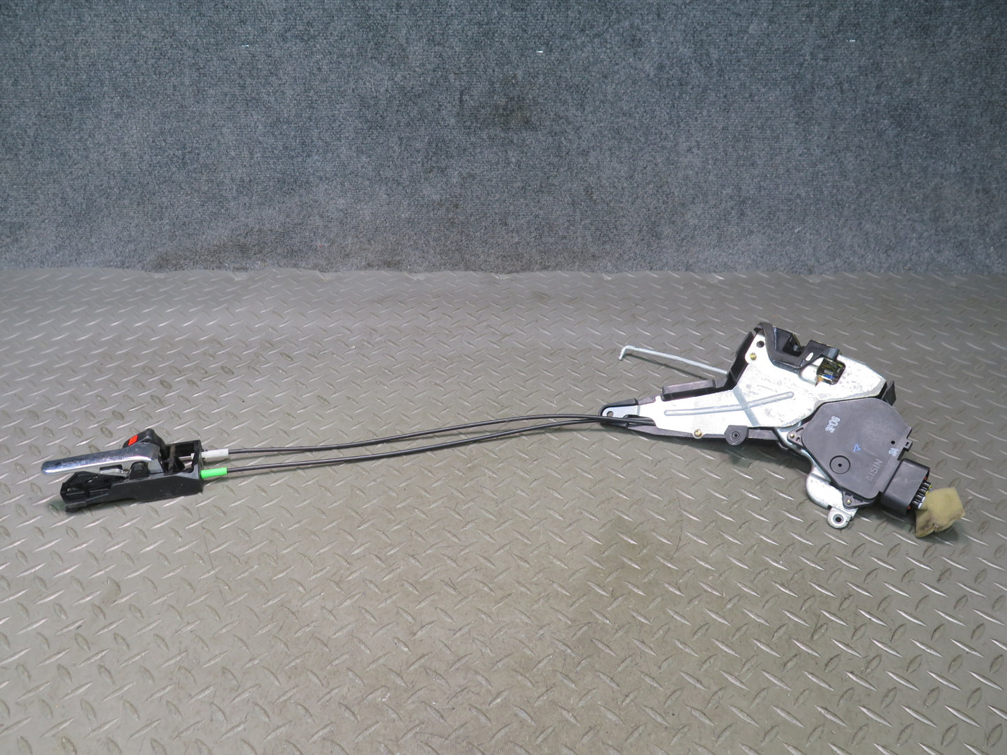 01-03 Lexus JCE10L IS300 Front Right Door Lock Latch Actuator w Handle OEM