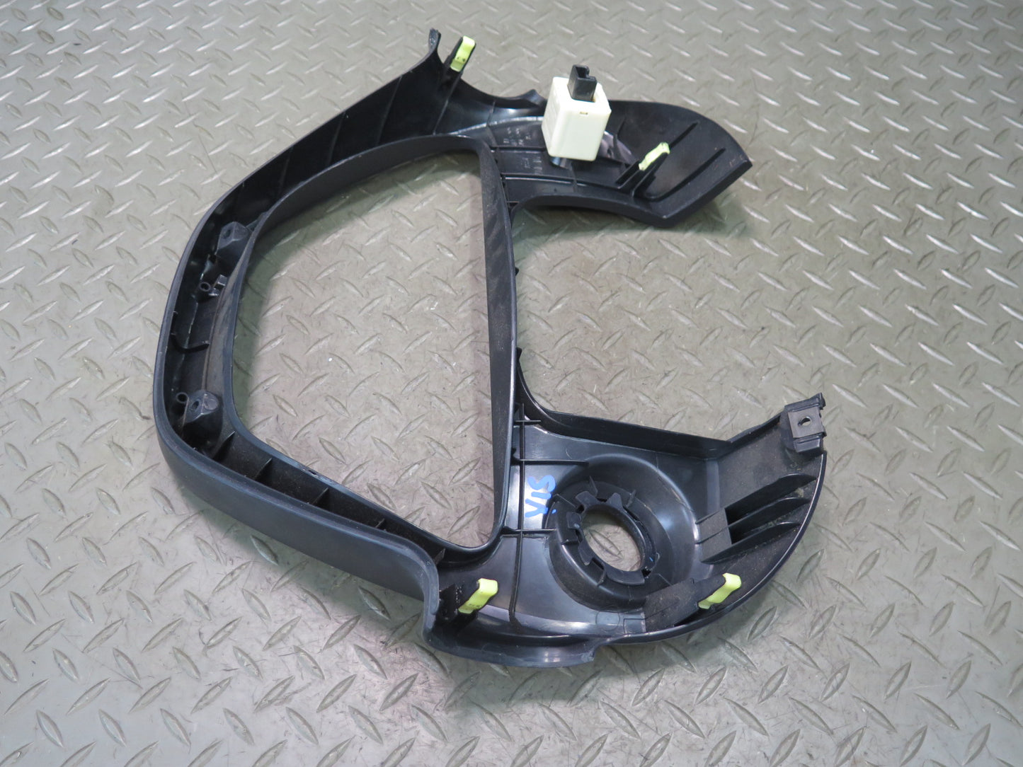 01-05 Lexus JCE10L IS300 Instrument Cluster Speedometer Trim Bezel Panel OEM