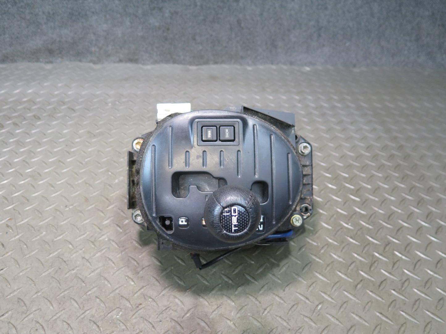 01-05 Lexus JCE10L IS300 A/T Automatic Transmission Gear Shifter w Knob OEM