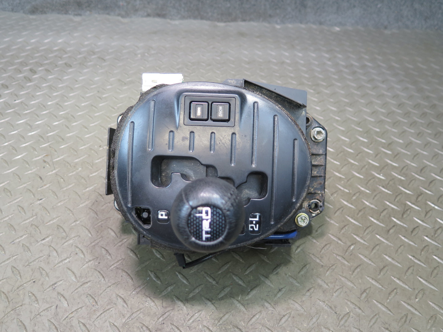 01-05 Lexus JCE10L IS300 A/T Automatic Transmission Gear Shifter w Knob OEM