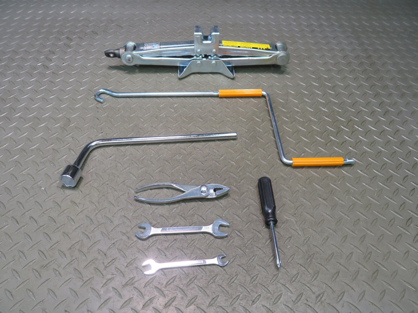 01-05 Lexus JCE10L IS300 Emergency Spare Tire Lift Jack Wrench Tool KIT Set OEM