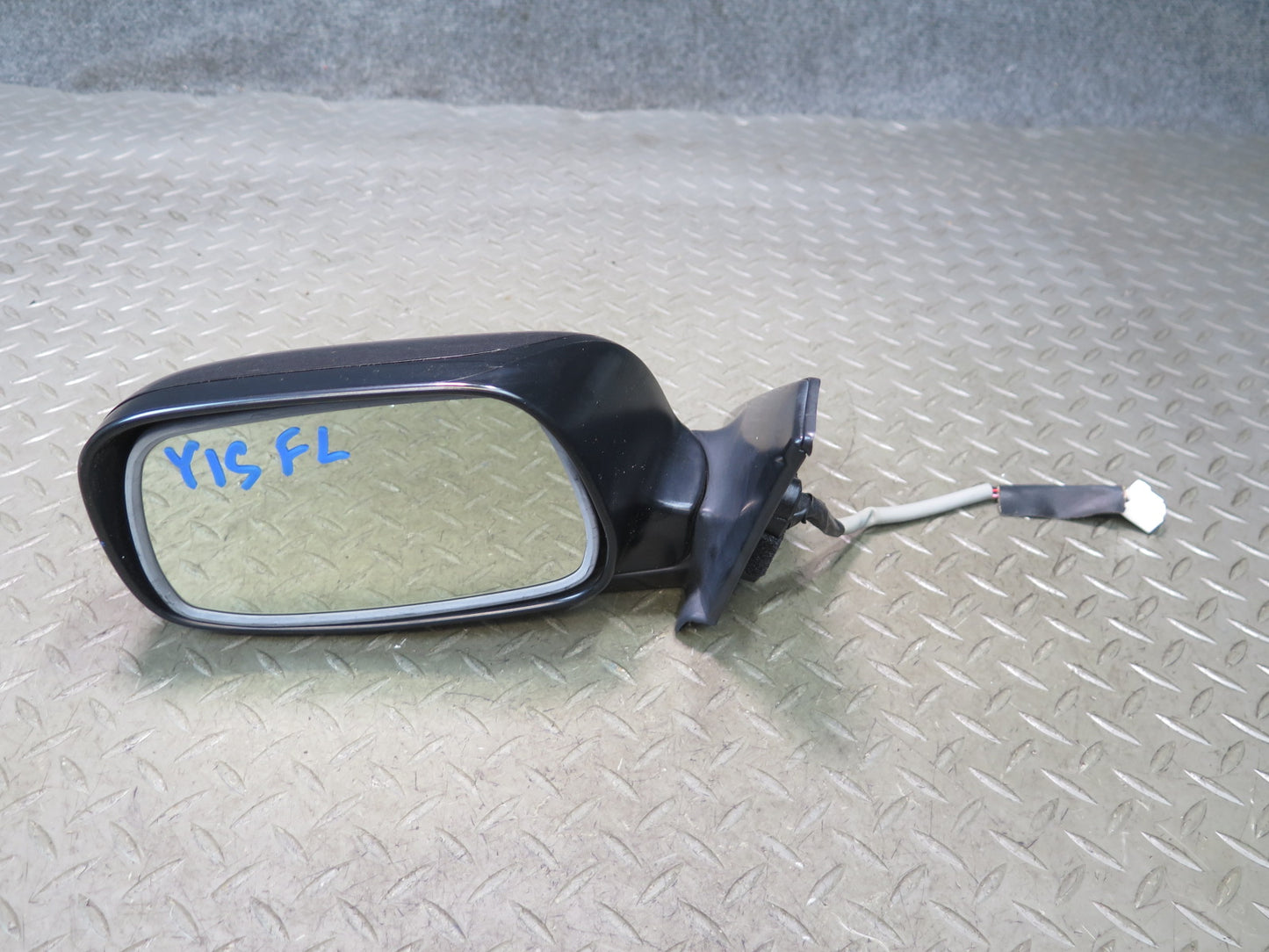 01-05 Lexus JCE10L IS300 Left Exterior Auto Dim Heated Side View Mirror OEM
