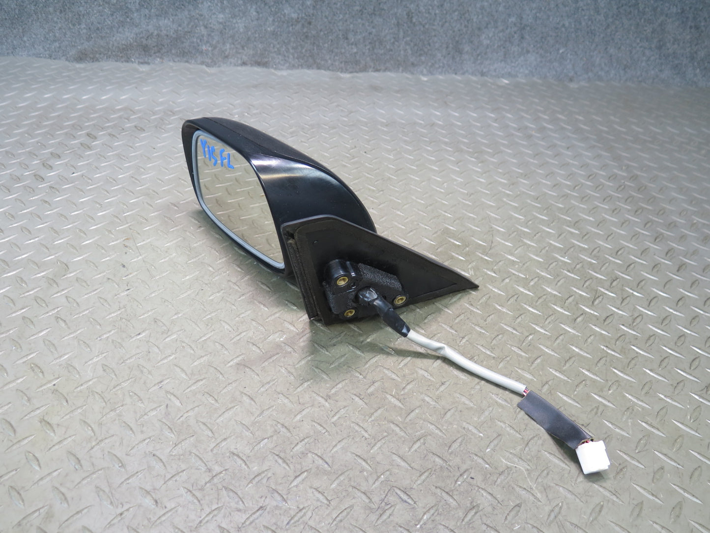 01-05 Lexus JCE10L IS300 Left Exterior Auto Dim Heated Side View Mirror OEM