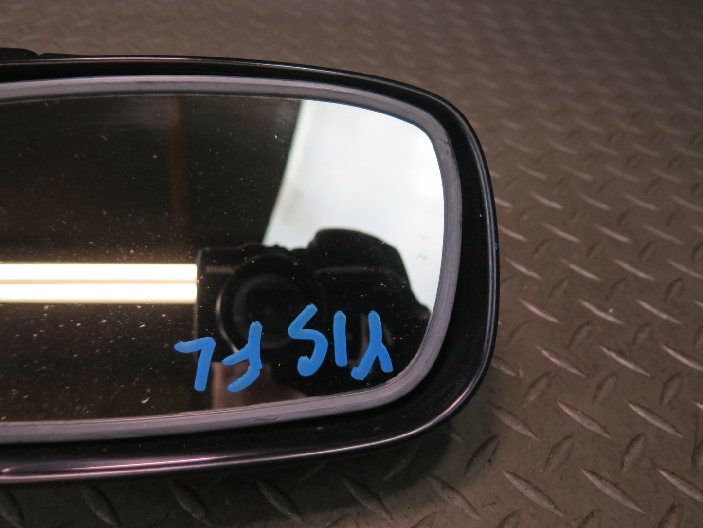 01-05 Lexus JCE10L IS300 Left Exterior Auto Dim Heated Side View Mirror OEM