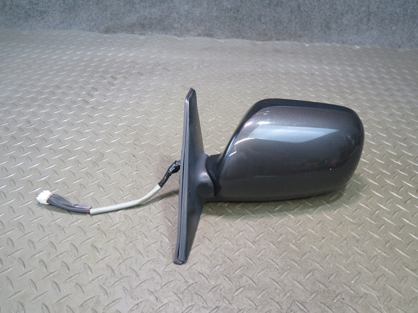 01-05 Lexus JCE10L IS300 Left Exterior Auto Dim Heated Side View Mirror OEM