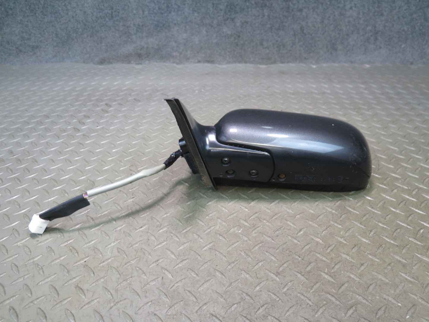 01-05 Lexus JCE10L IS300 Left Exterior Auto Dim Heated Side View Mirror OEM