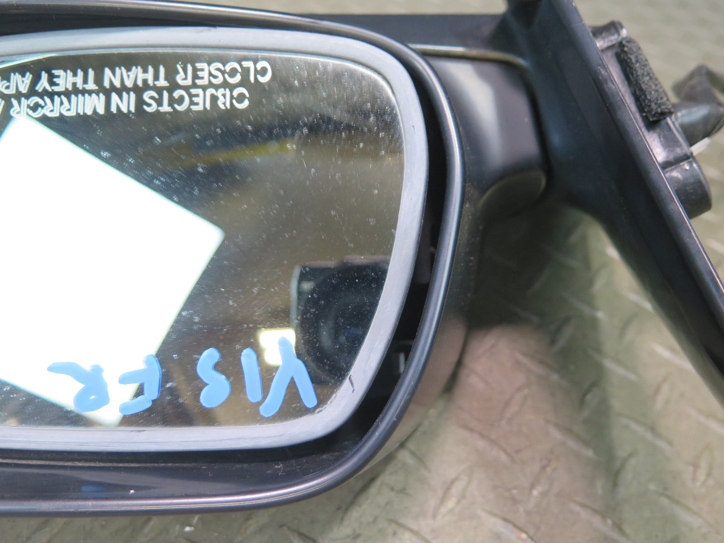 01-05 Lexus JCE10L IS300 Right Exterior Auto Dim Heated Side View Mirror OEM