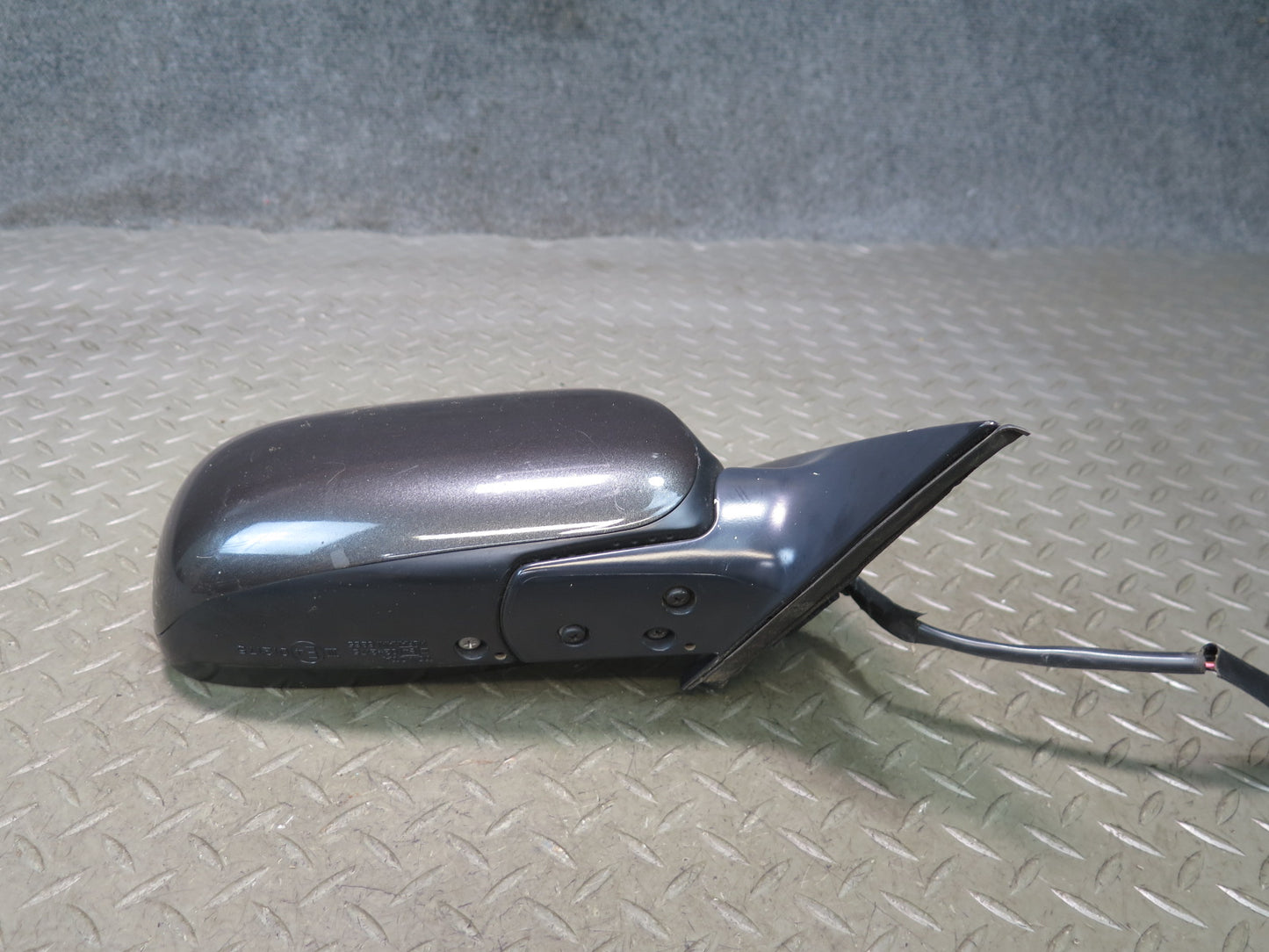 01-05 Lexus JCE10L IS300 Right Exterior Auto Dim Heated Side View Mirror OEM