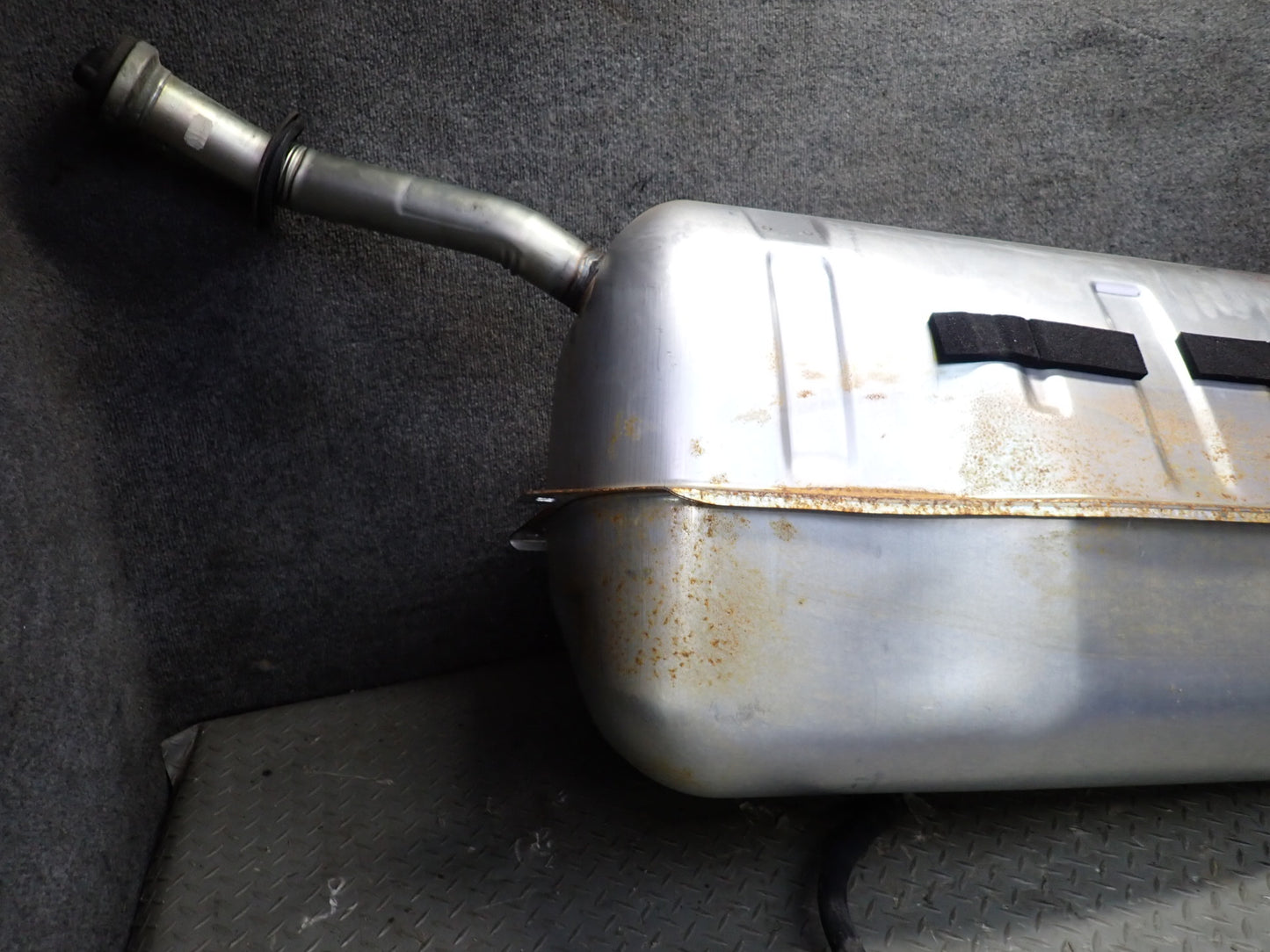 94-95 Mercedes W140 S420 S500 Gas Fuel Tank Assembly 1404701001 OEM