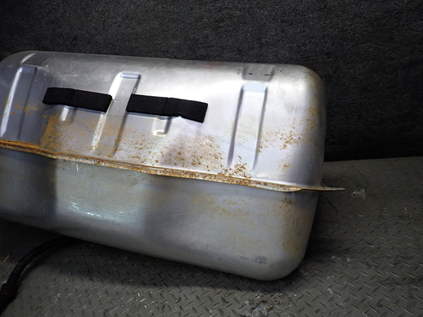 94-95 Mercedes W140 S420 S500 Gas Fuel Tank Assembly 1404701001 OEM