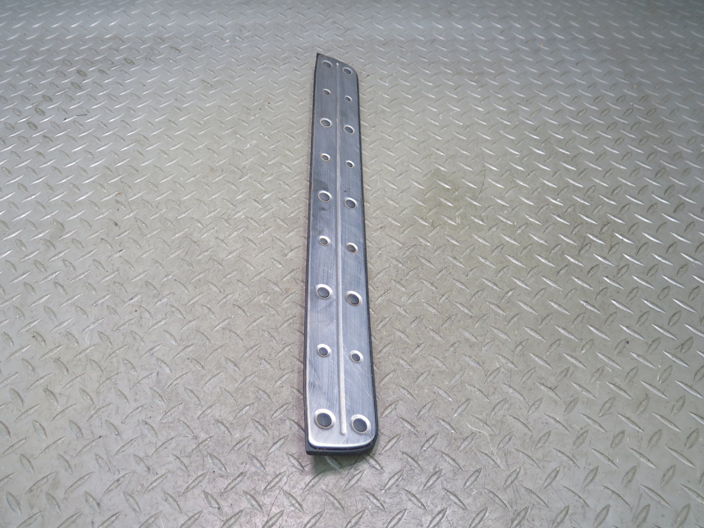01-05 Lexus JCE10L IS300 Set of 4 Front & Rear Door Scuff Sill Plate Trim OEM