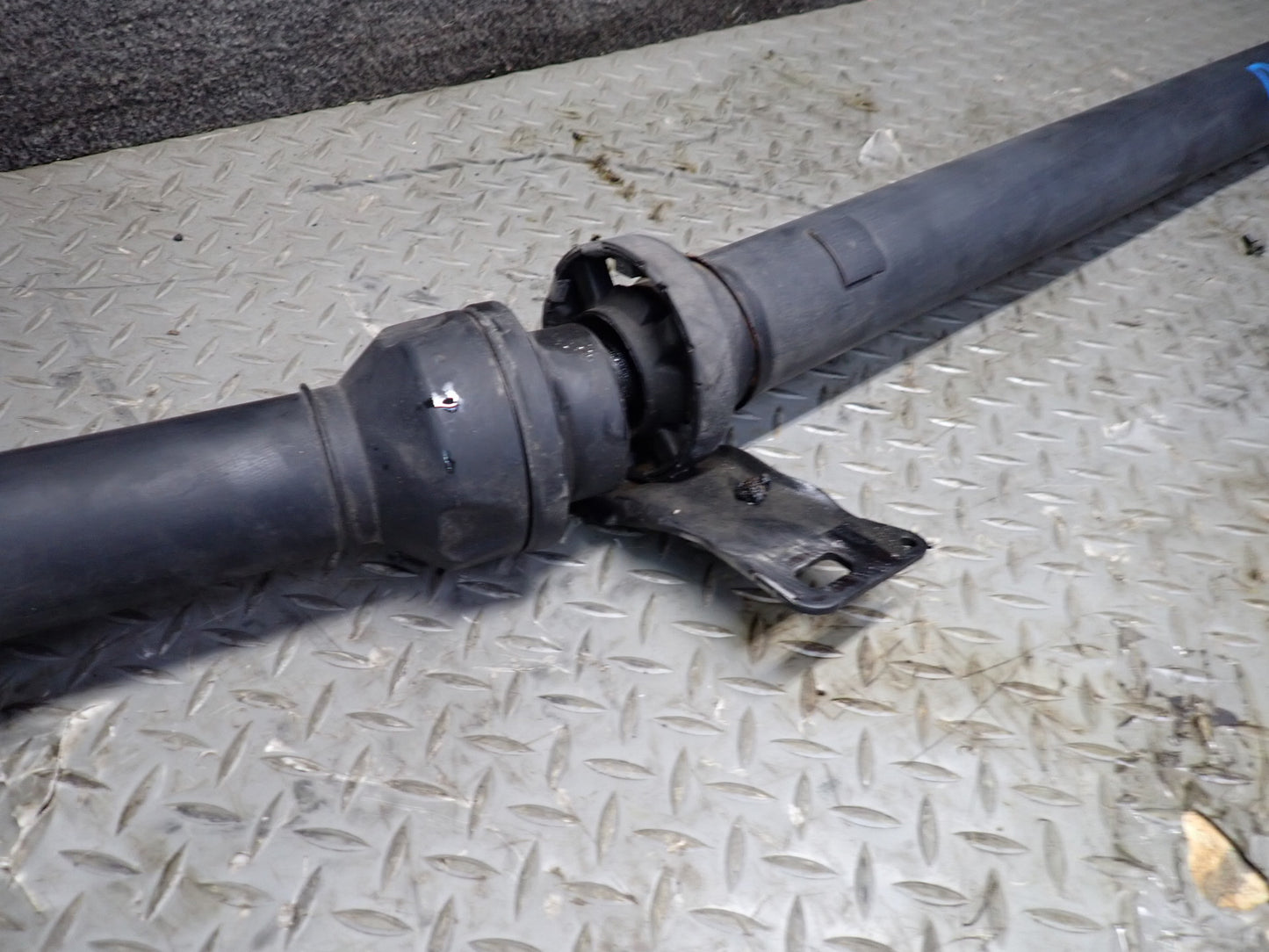 09-15 Audi 8J TT S 2.0L AWD Rear Driveshaft Drive Shaft 116K Miles OEM