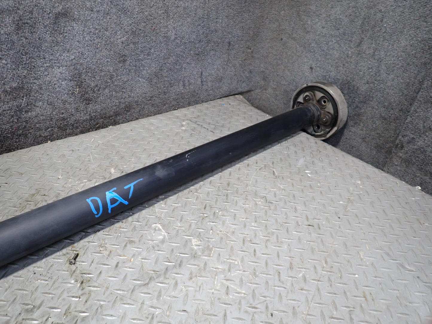 09-15 Audi 8J TT S 2.0L AWD Rear Driveshaft Drive Shaft 116K Miles OEM