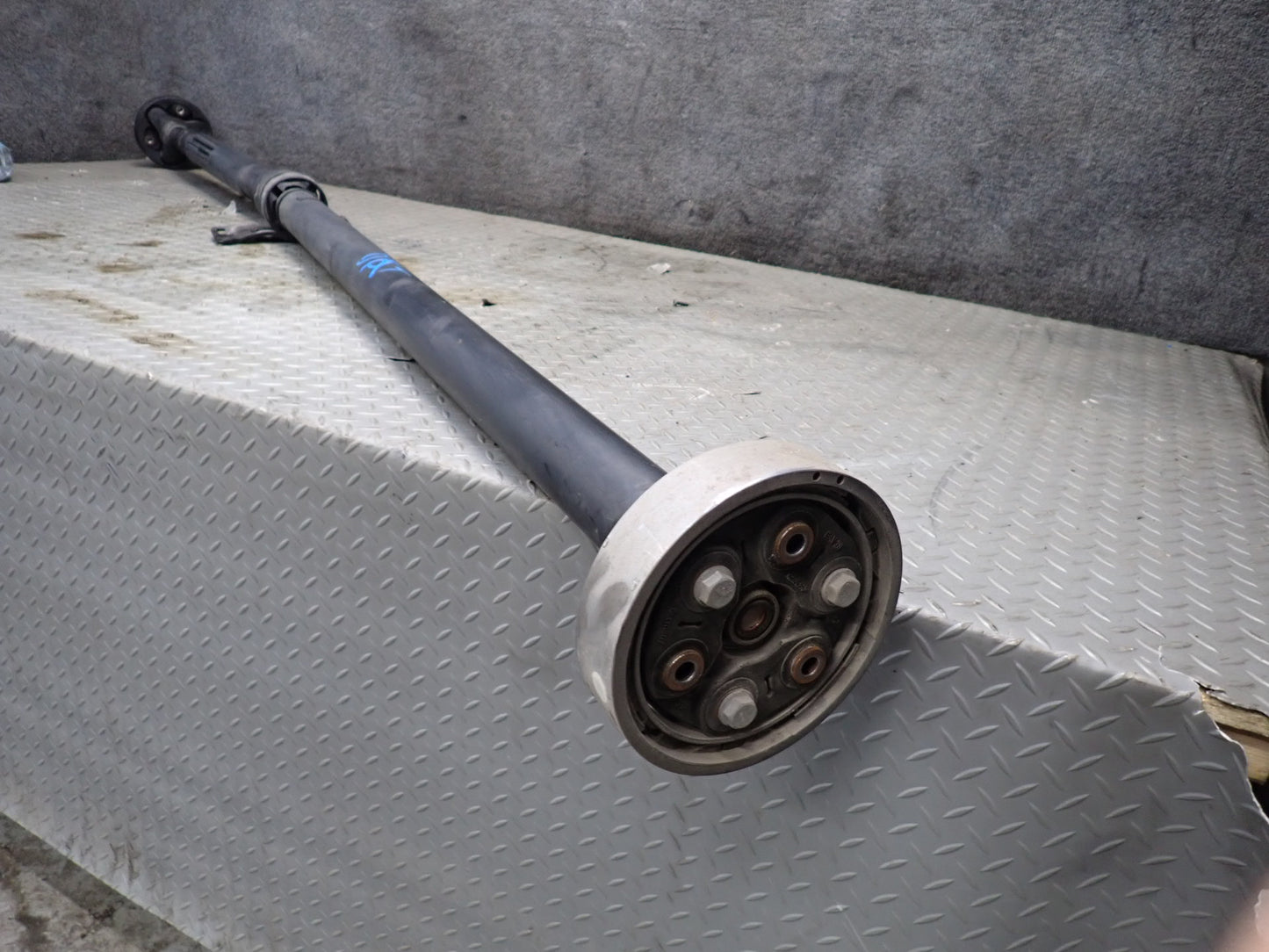 09-15 Audi 8J TT S 2.0L AWD Rear Driveshaft Drive Shaft 116K Miles OEM