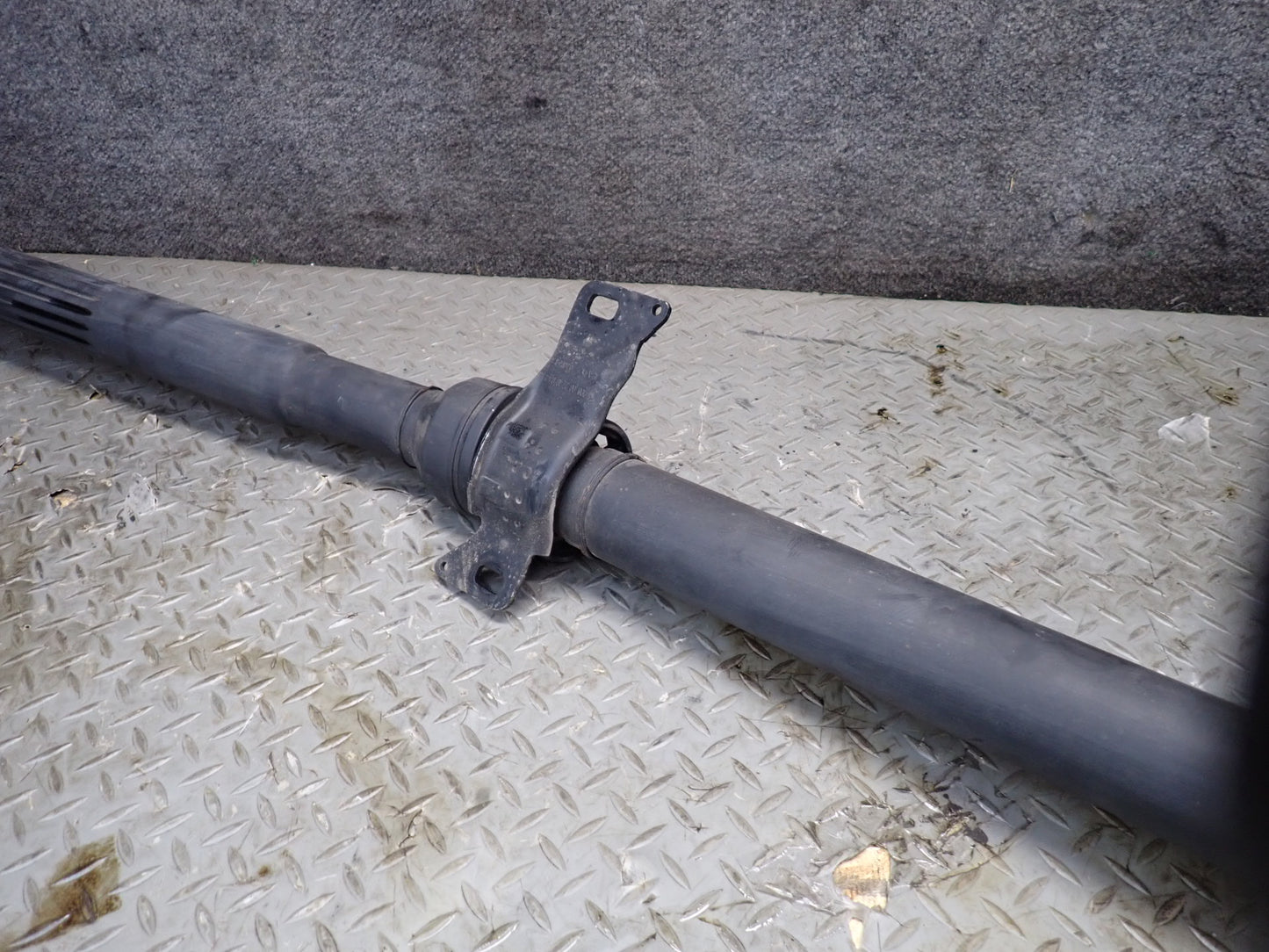 09-15 Audi 8J TT S 2.0L AWD Rear Driveshaft Drive Shaft 116K Miles OEM
