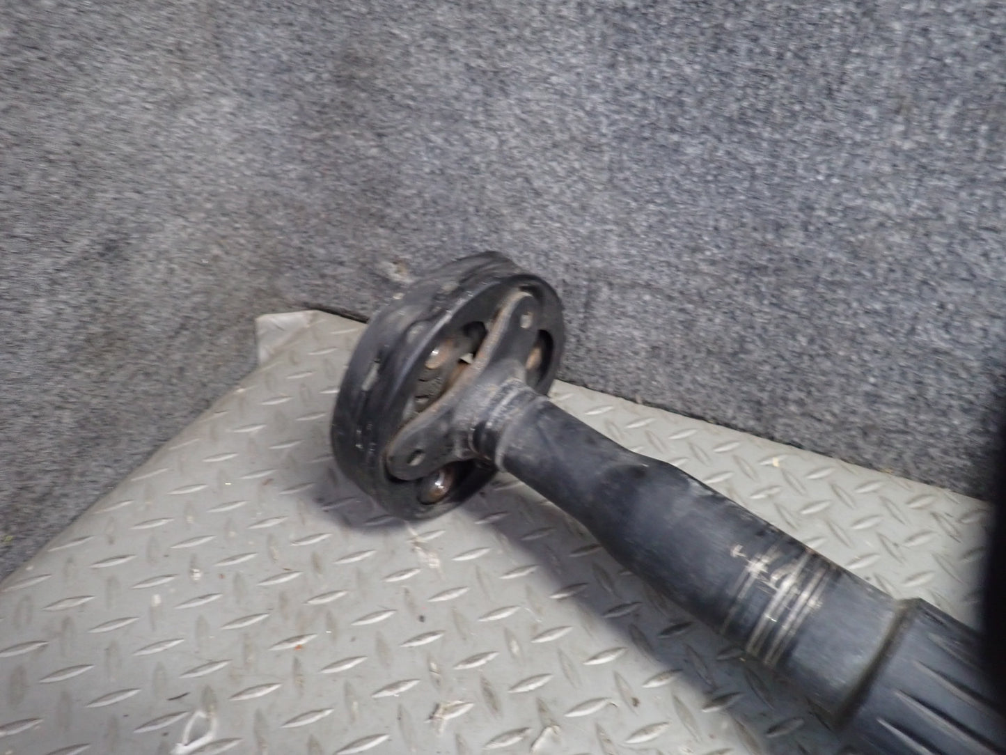 09-15 Audi 8J TT S 2.0L AWD Rear Driveshaft Drive Shaft 116K Miles OEM