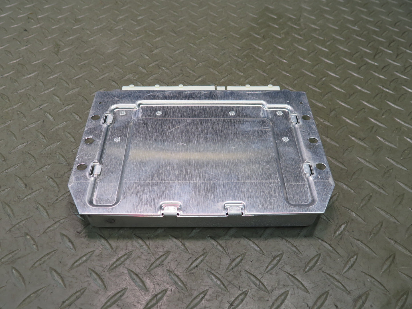 2013-2014 Porsche Cayenne 958 GTS Air Suspension Control Module Unit 7P0907553AA