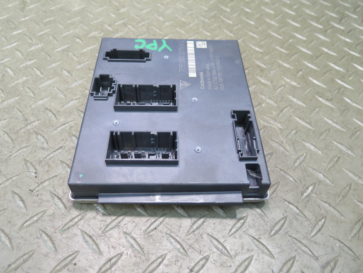 2013-2018 Porsche Cayenne 958 Rear Body Control Module BCM BCU 7PP907279AS