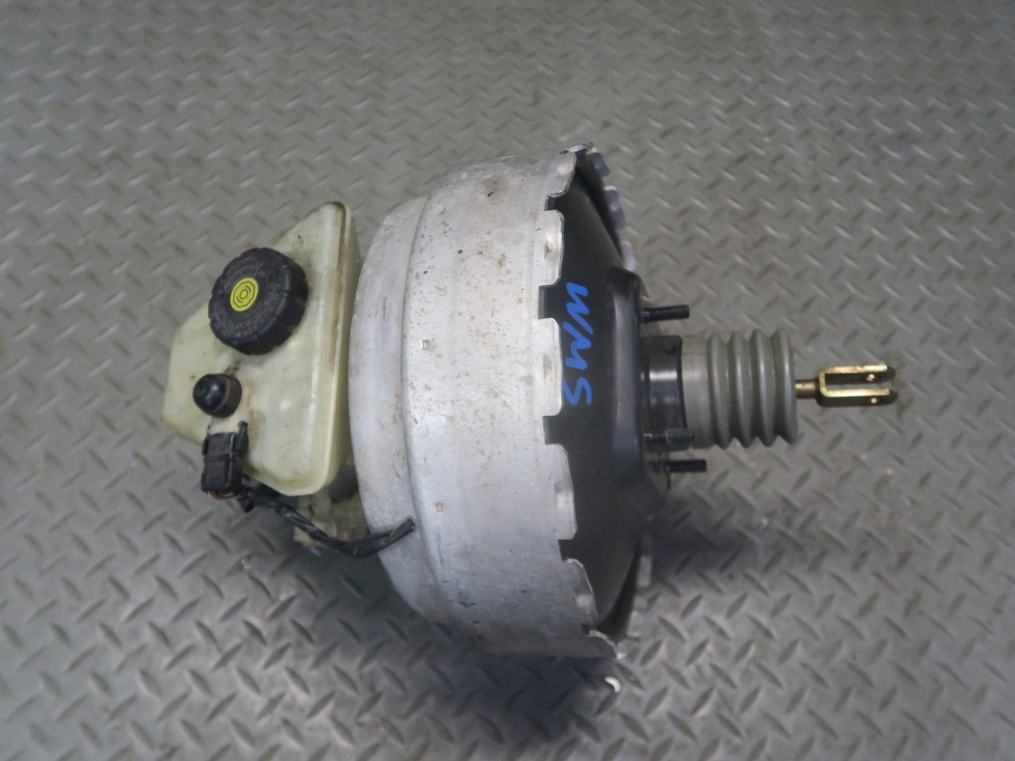 94-95 Mercedes W140 S420 S500 Brake Master Cylinder Booster Fluid Reservoir OEM