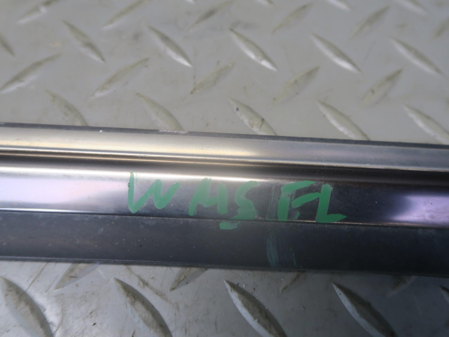 94-99 Mercedes W140 S500 Front & Rear Left Door Window Trim Molding Set OEM