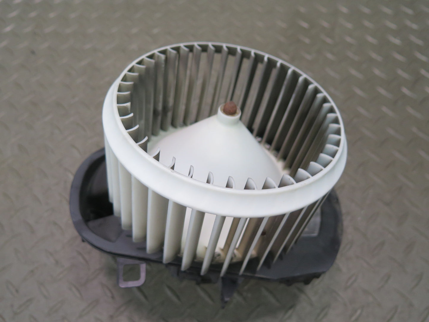 2011-2018 Porsche Cayenne 958 A/C Heater Blower Motor Fan w Resistor