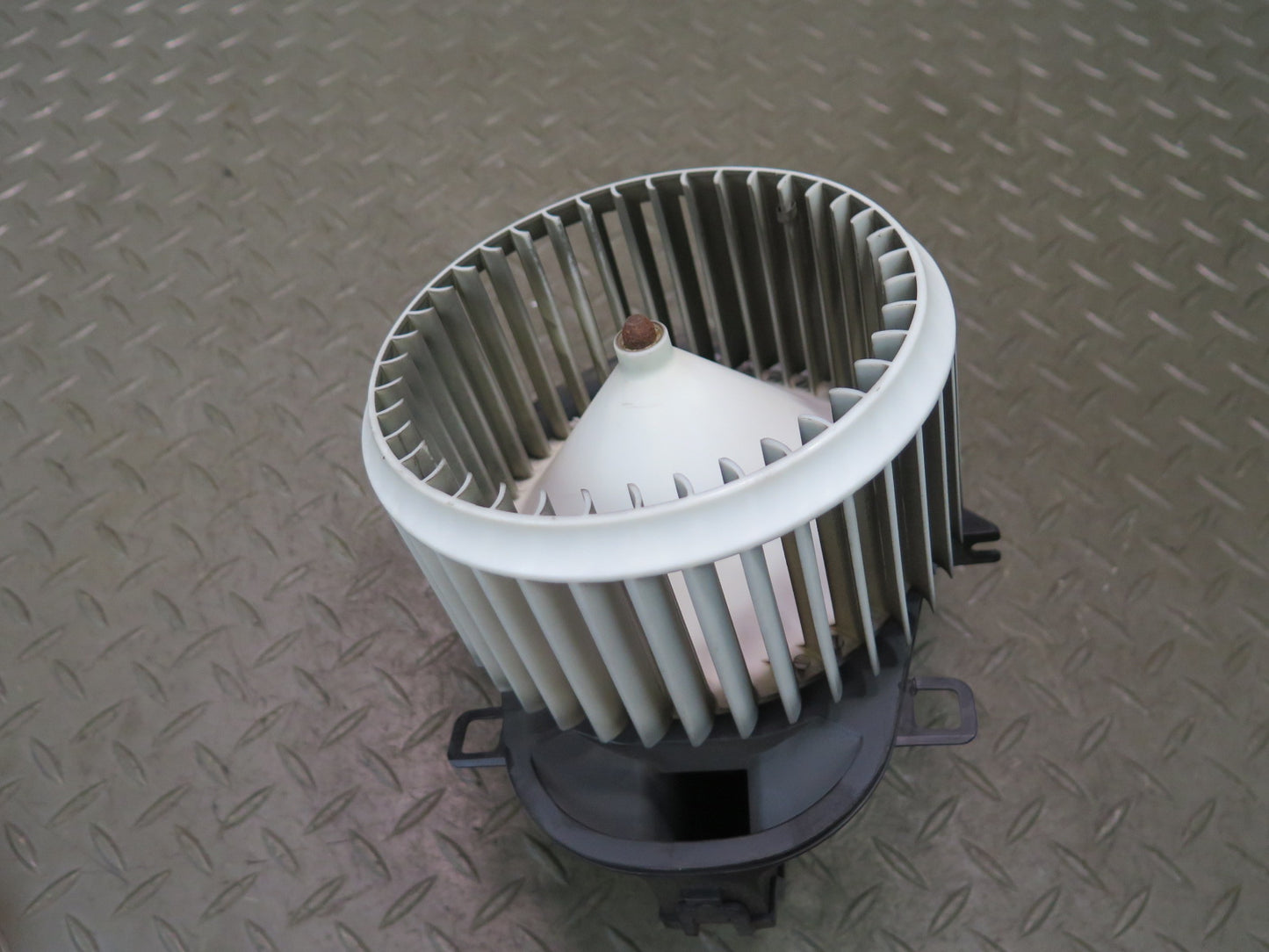 2011-2018 Porsche Cayenne 958 A/C Heater Blower Motor Fan w Resistor