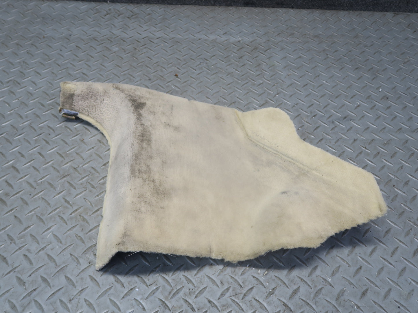 94-99 Mercedes W140 S500 Front Left & Right Lower Kick Trim Cover Panel Set OEM