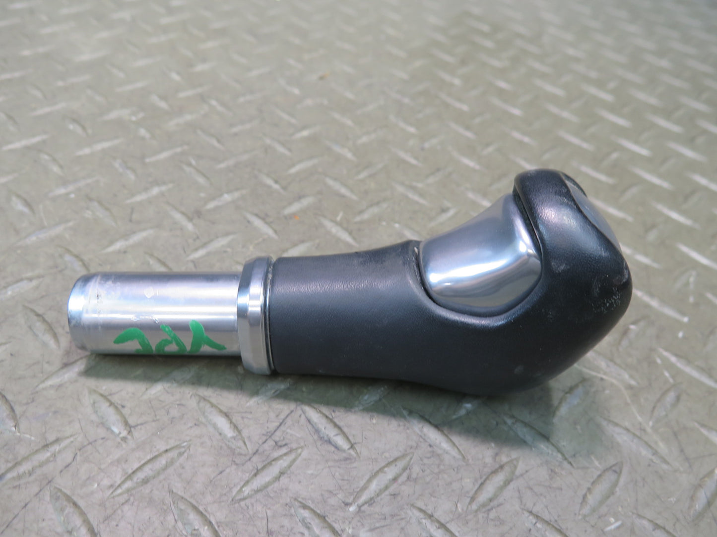 2011-2018 Porsche Cayenne 958 Automatic Transmission Gear Shifter Knob