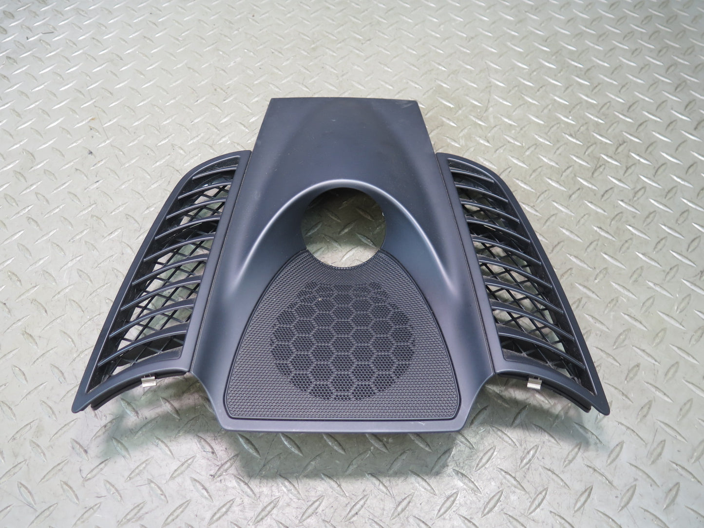 2011-2018 Porsche Cayenne 958 Front Dashboard Center Speaker Grille Trim Cover