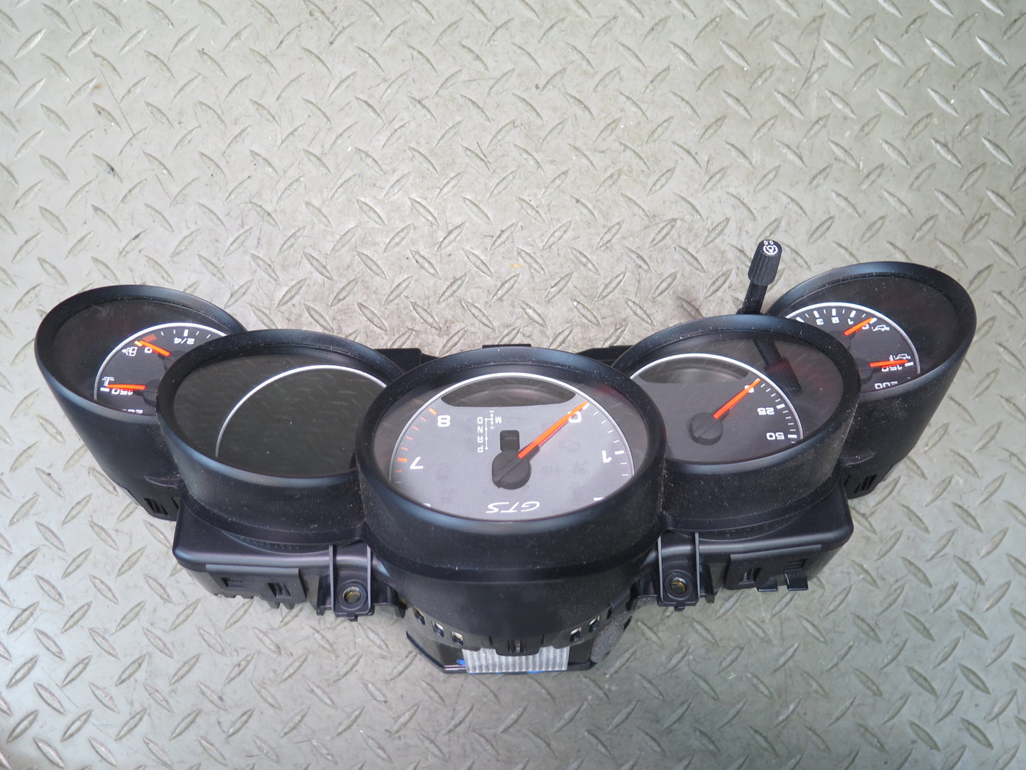 2013 Porsche Cayenne 958 GTS Speedometer Instrument Cluster Gauge 7P5920901BB