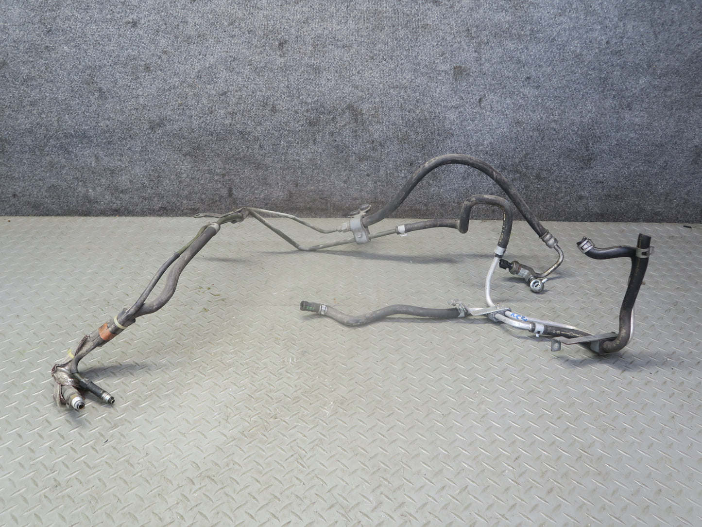 2005 Nissan Z33 350Z FS6R31A M/T Manual Transmission Hose Pipe Line Set OEM