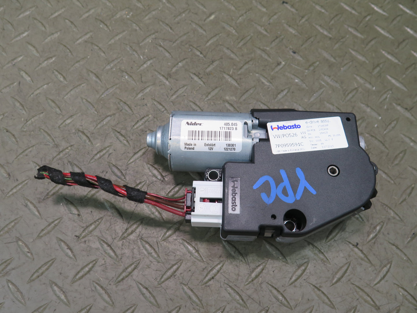 2011-2018 Porsche Cayenne 958 Rear Panoramic Sunroof Drive Motor Set