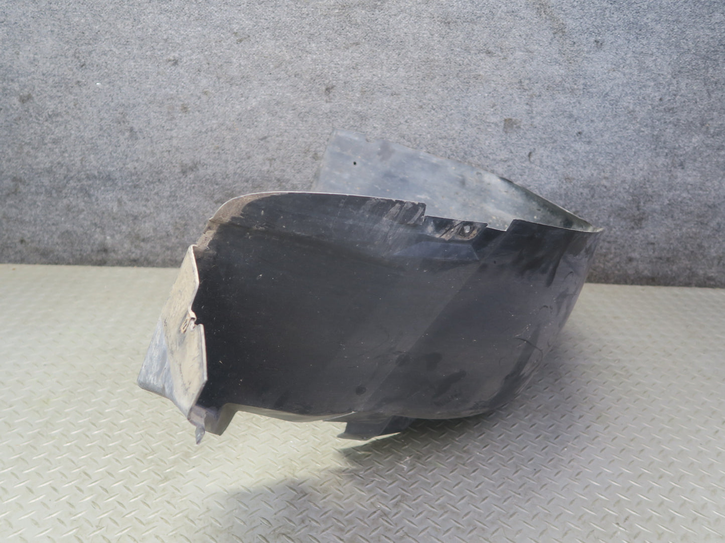 97-04 Chevrolet Corvette C5 Rear Right Fender Liner Splash Shield Guard OEM