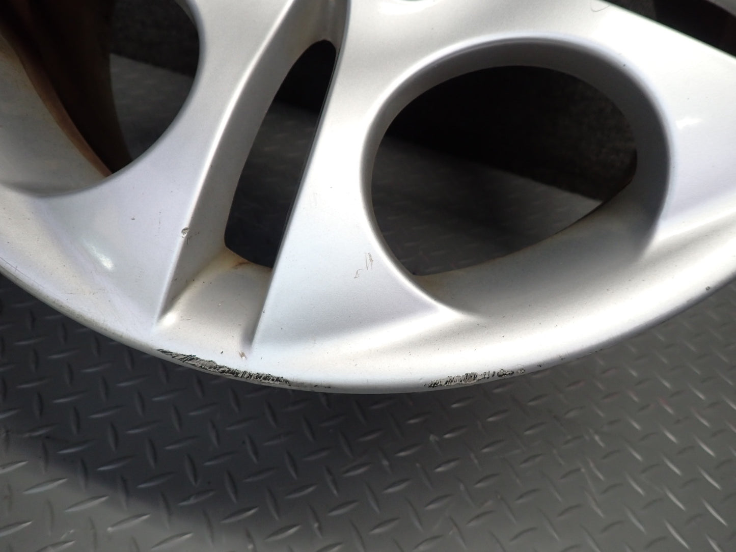 03-08 BMW E86 E85 Z4 Style 107 R18 18" Wheel Rim 18x8.5J OEM